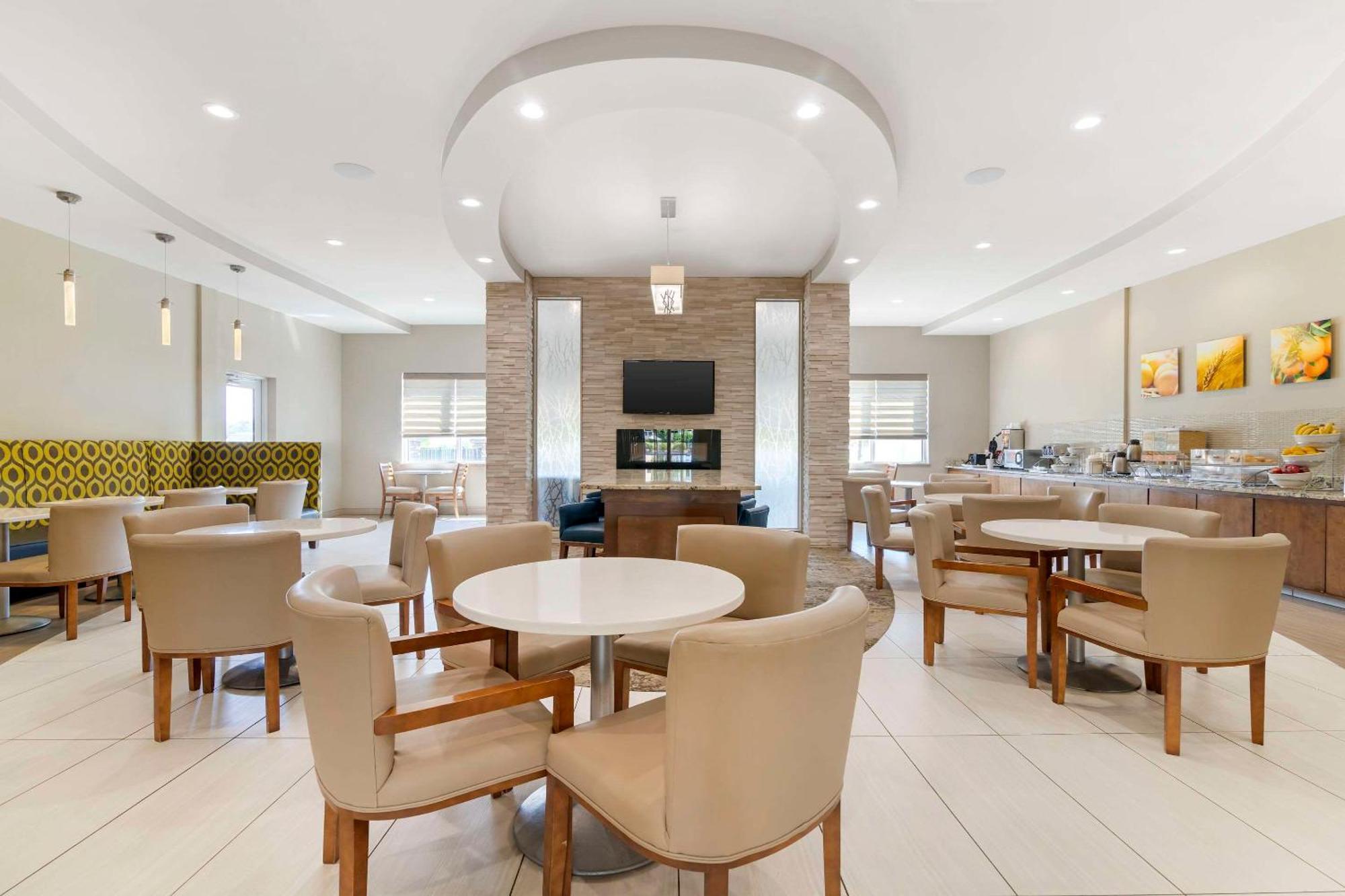 Comfort Inn & Suites ולדוסטה מראה חיצוני תמונה